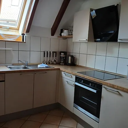 Weingut & Gaestehaus Frank Bohlender Guest house 3*